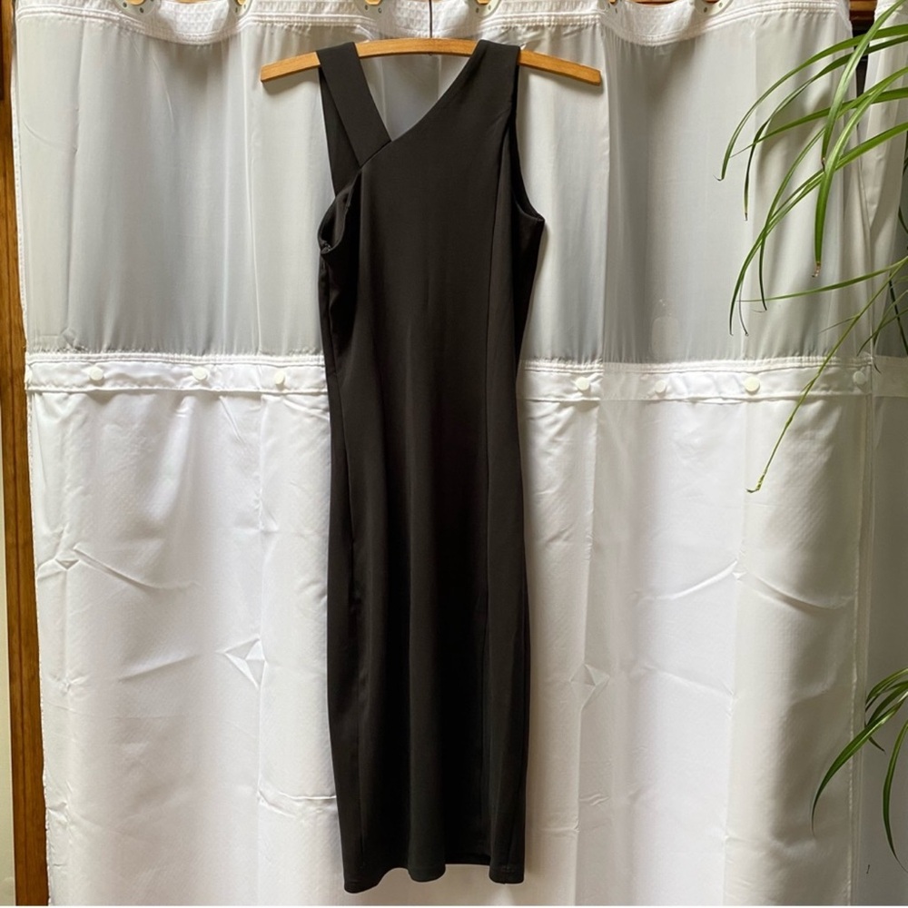 NWT Lavish Alice Asymmetrical Black Midi Dress LBD Little Black Dress Cocktail - Picture 7 of 7